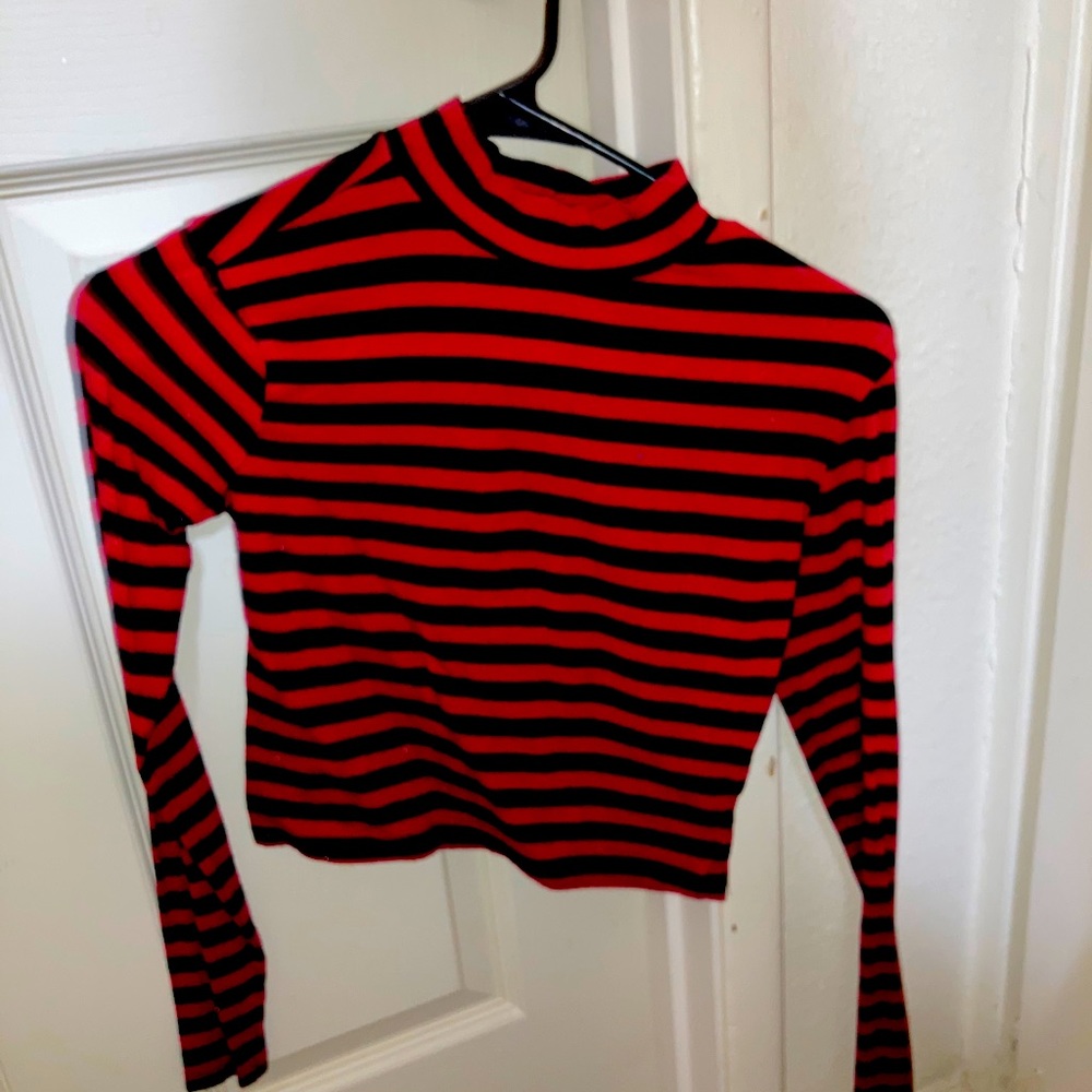 Women’s crop shirt